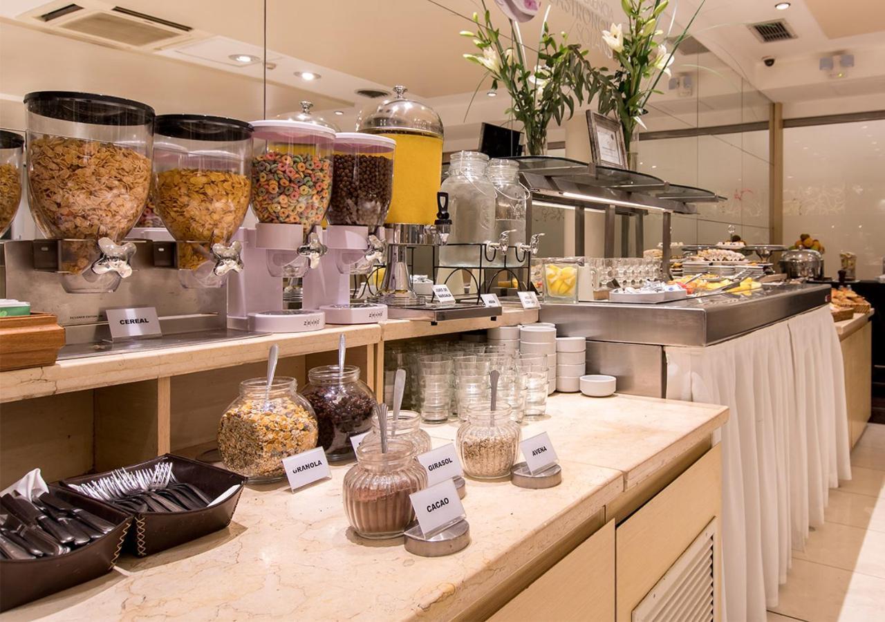 Hotel Solans Presidente 로자리오 외부 사진