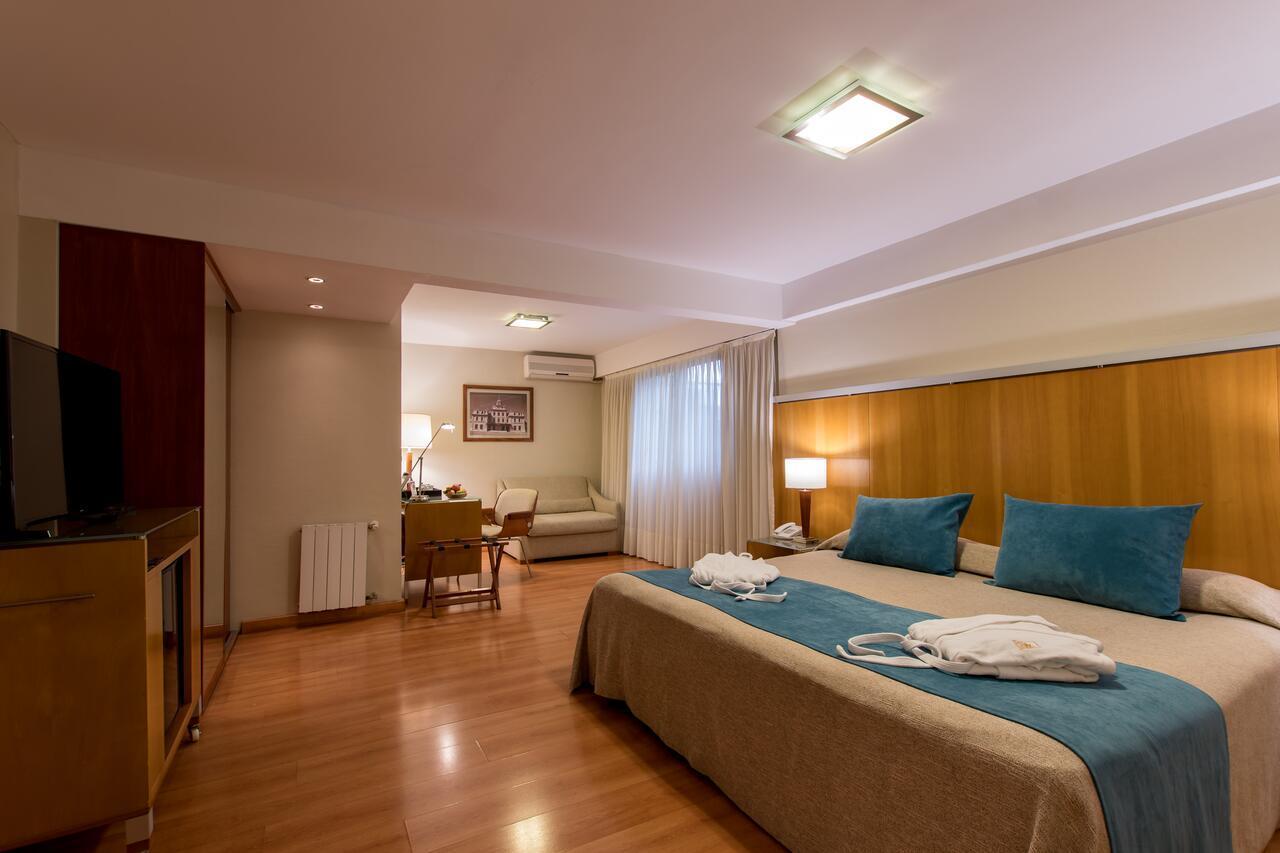 Hotel Solans Presidente 로자리오 외부 사진